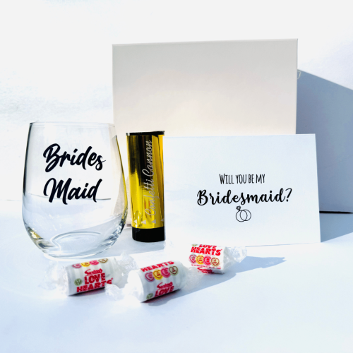 Bridesmaid Proposal Box | Bridesmaid proposal box with confetti